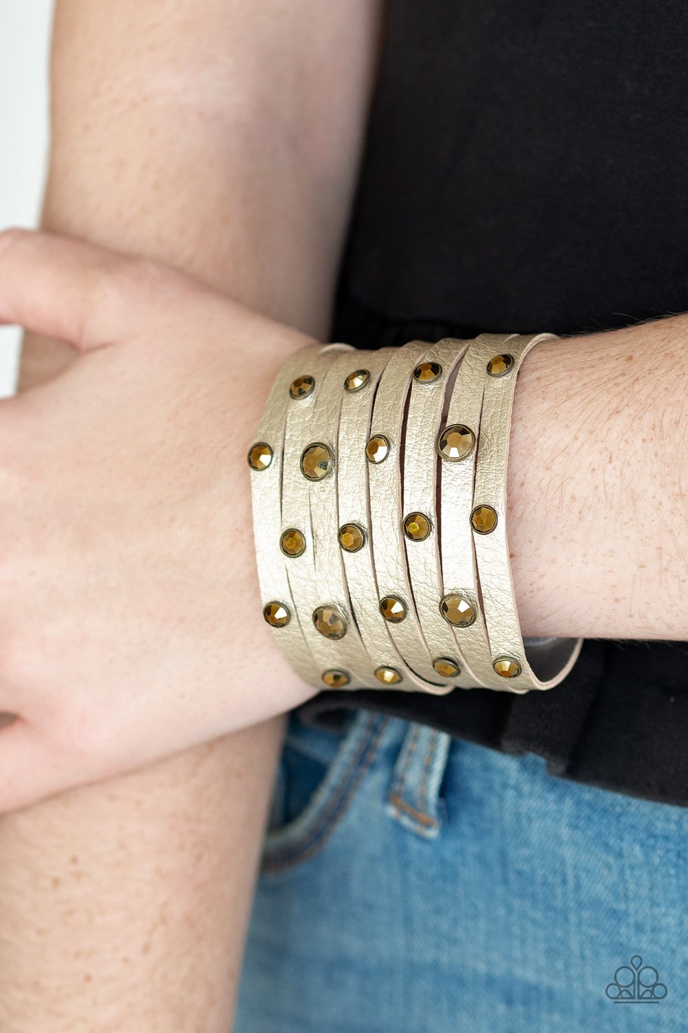 Go Getter Glamorous-brass-Paparazzi bracelet
