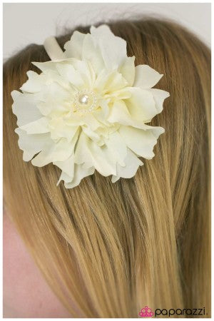 Gone with the Wind - Paparazzi Jewelry headband