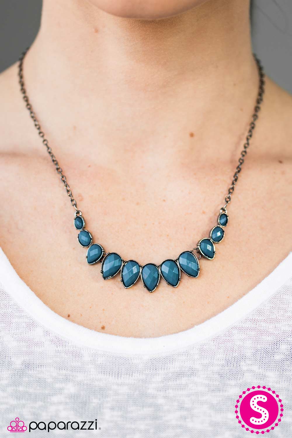Harlem Heirloom - Blue - Paparazzi necklace
