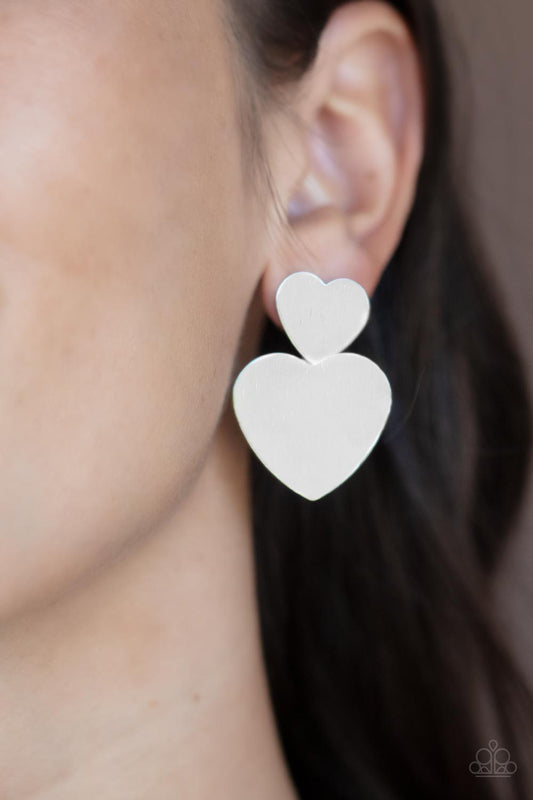 Heart Racing Refinement - silver - Paparazzi earrings