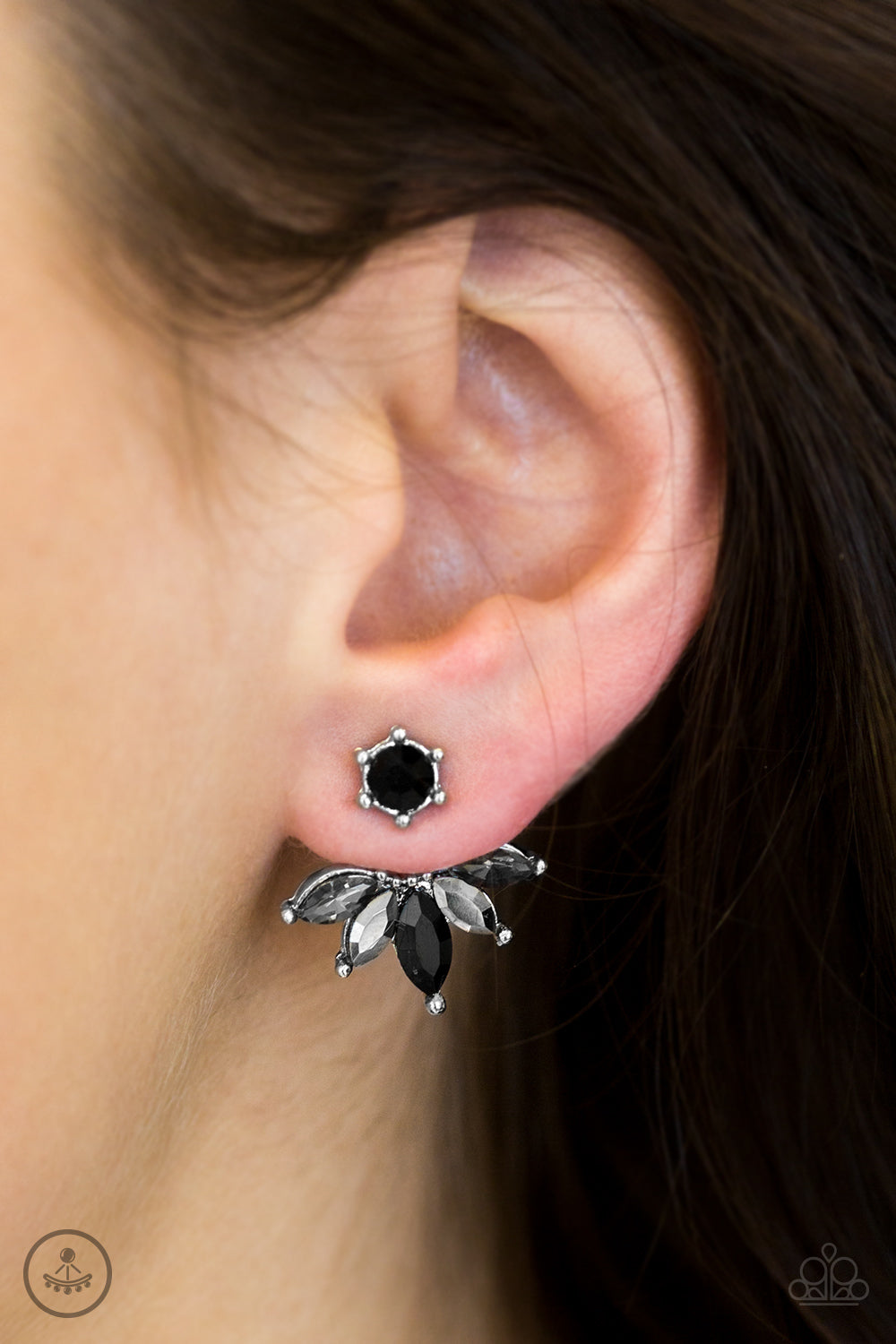 Hidden Talent - black - Paparazzi earrings