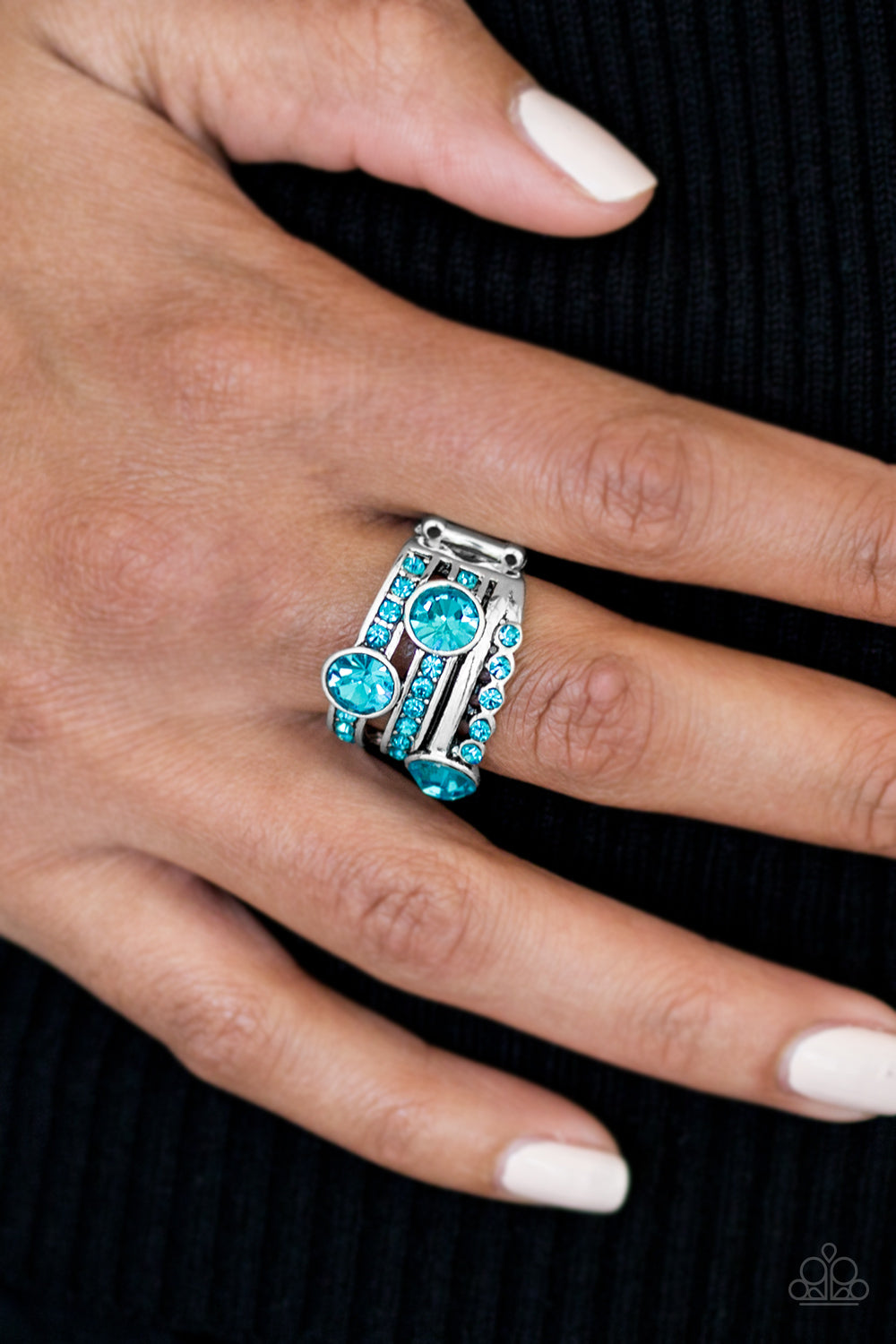 Hollywood Glamour - blue - Paparazzi ring