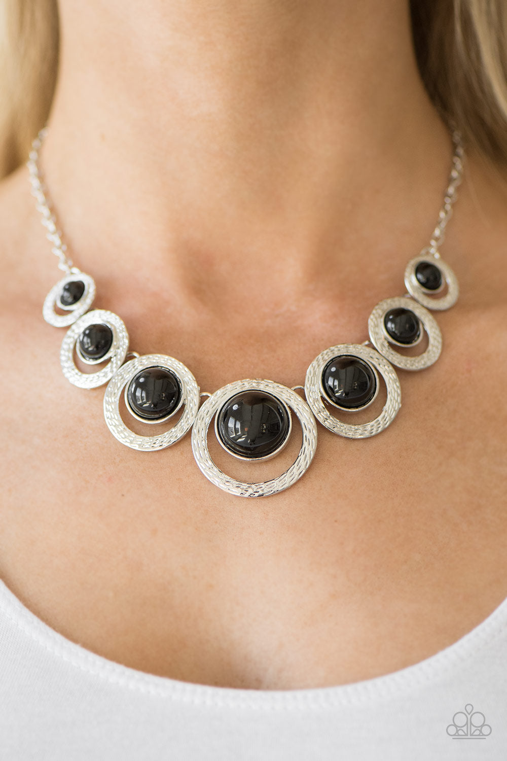 Jungle River - black - Paparazzi necklace