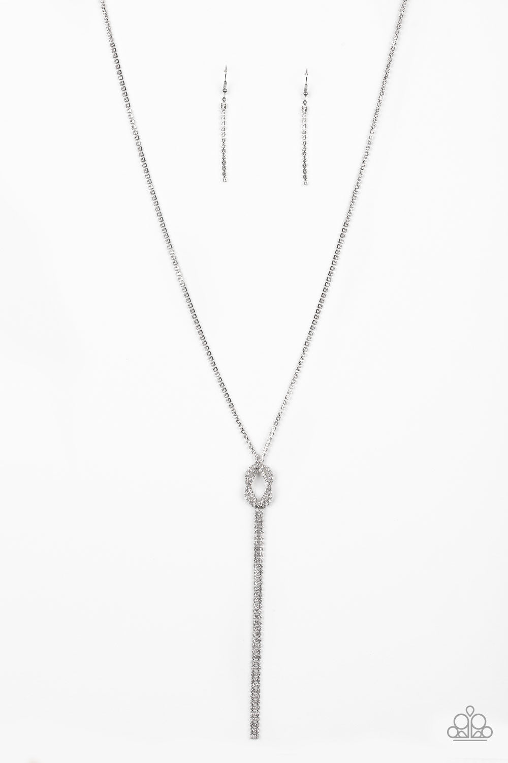 Knockout Knot - white - Paparazzi necklace