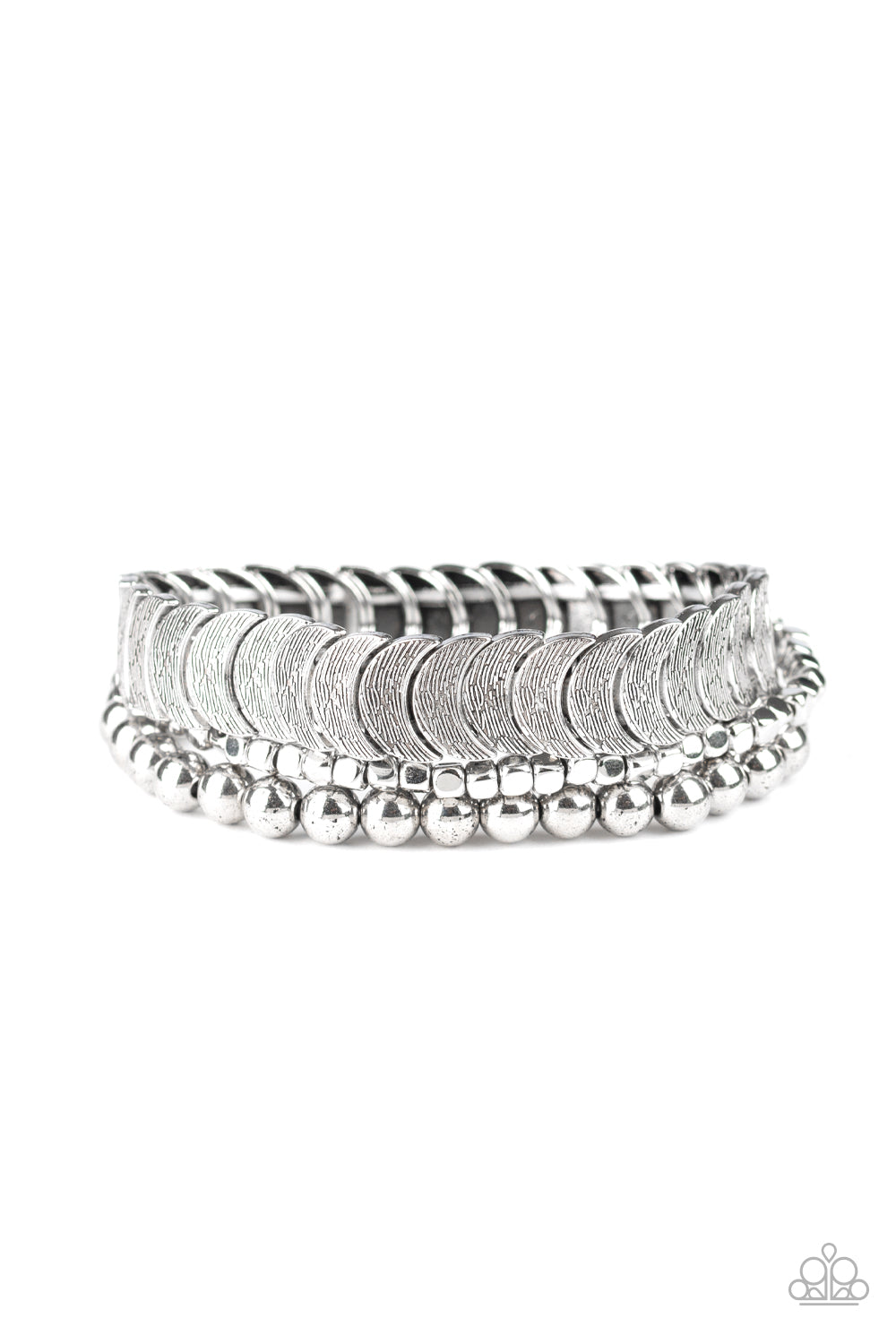 LAYER It On Me - silver - Paparazzi bracelet