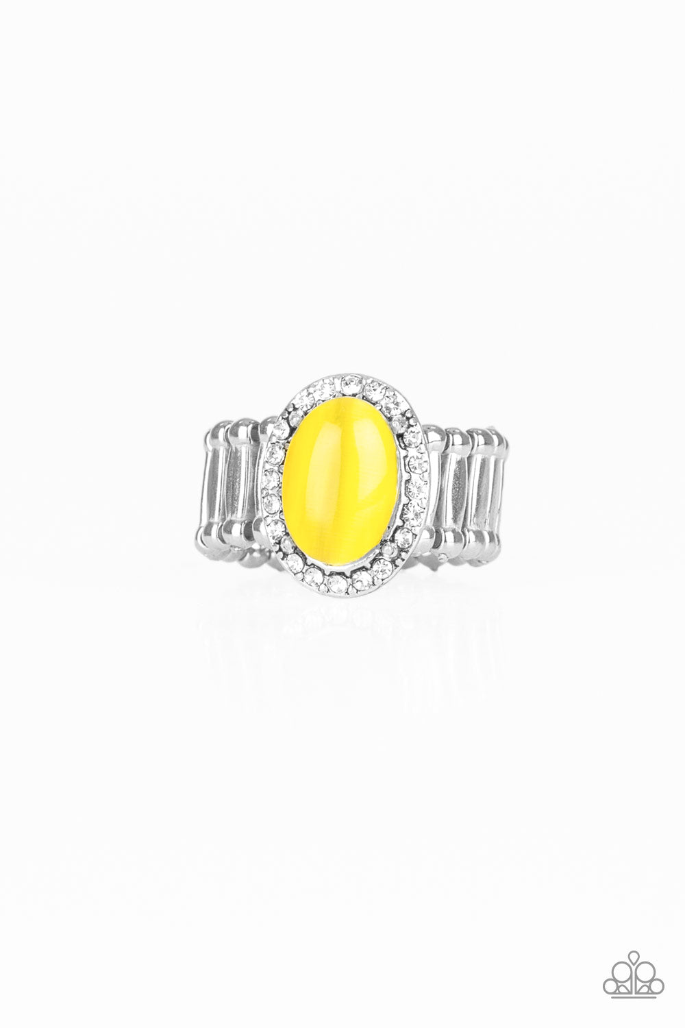 Laguna Luxury - yellow - Paparazzi ring