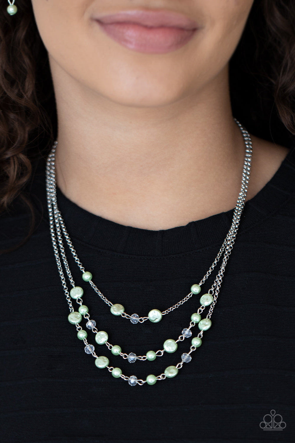 Green and silver sales paparazzi necklace