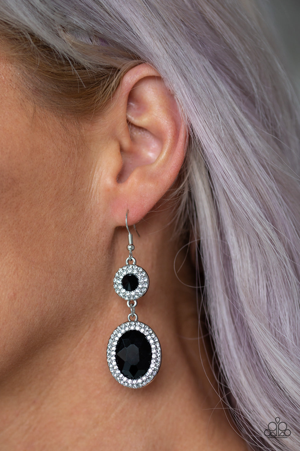 Let It BEDAZZLE - black - Paparazzi earrings