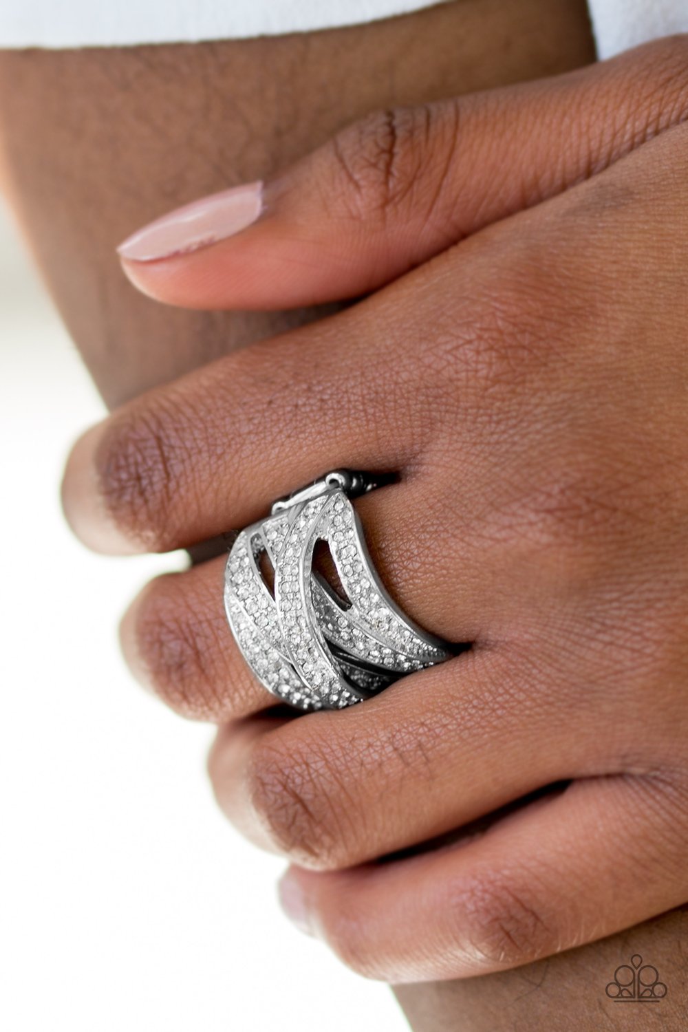 Life in the Glitter Lane - white - Paparazzi ring