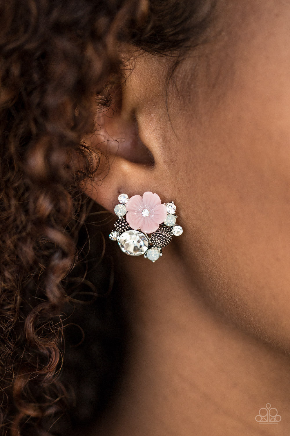 Lily Valleys - pink - Paparazzi earrings
