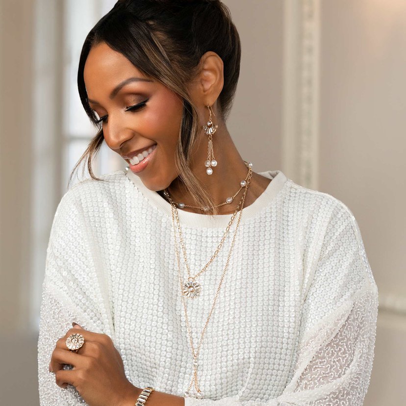 London Season Lure - gold - Paparazzi earrings