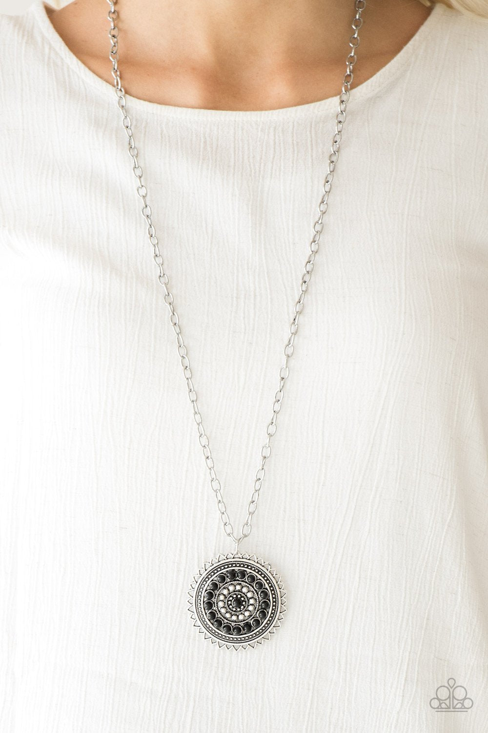 Lost Sol - black - Paparazzi necklace
