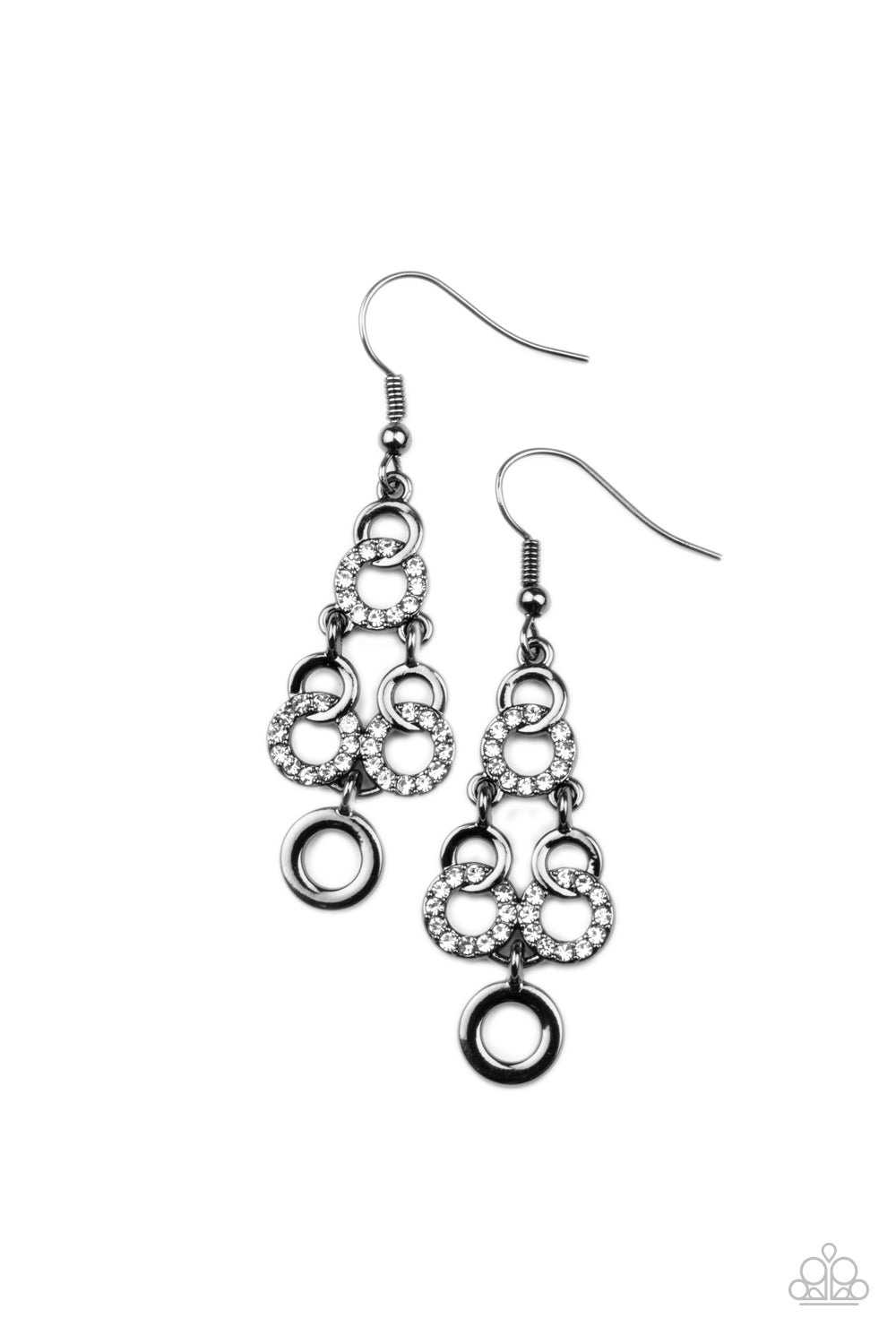 Luminously Linked - black - Paparazzi earrings