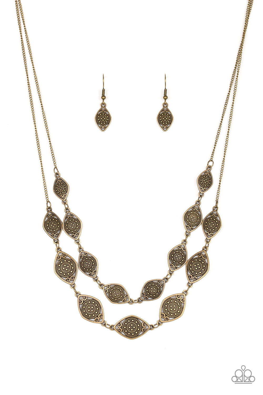 Make Yourself at HOMESTEAD - brass - Paparazzi necklace