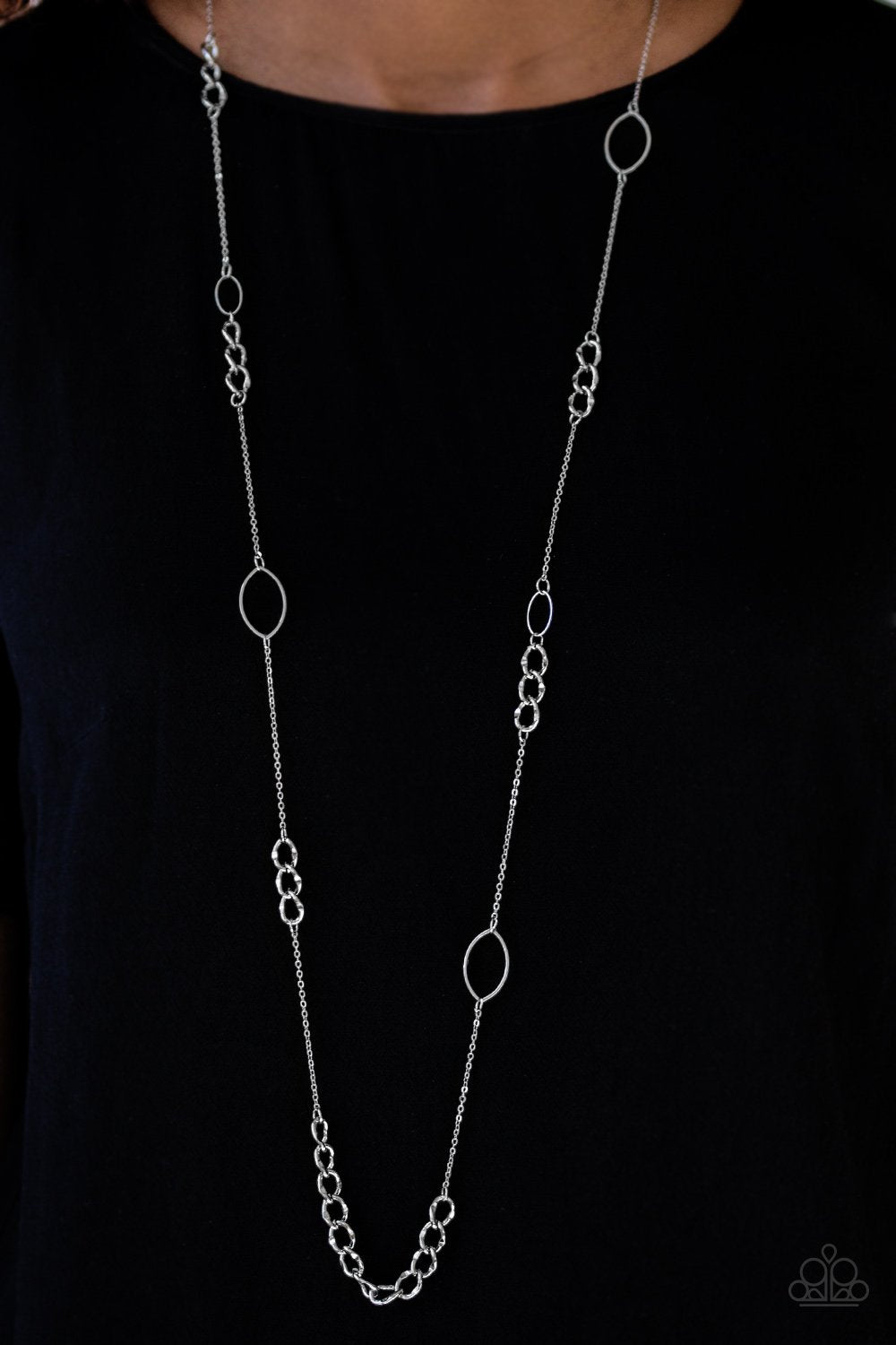Metro Minimalist - silver - Paparazzi necklace