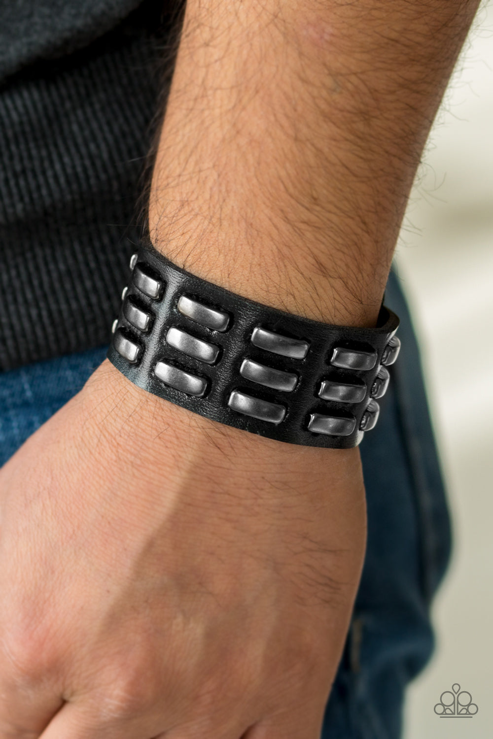 On Autopilot - black - Paparazzi bracelet