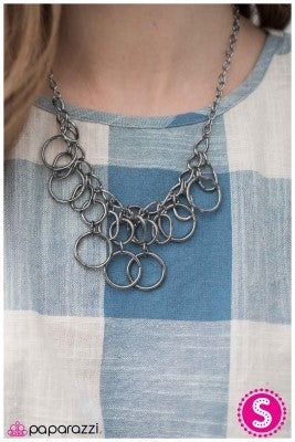 One RING After Another - Paparazzi necklace