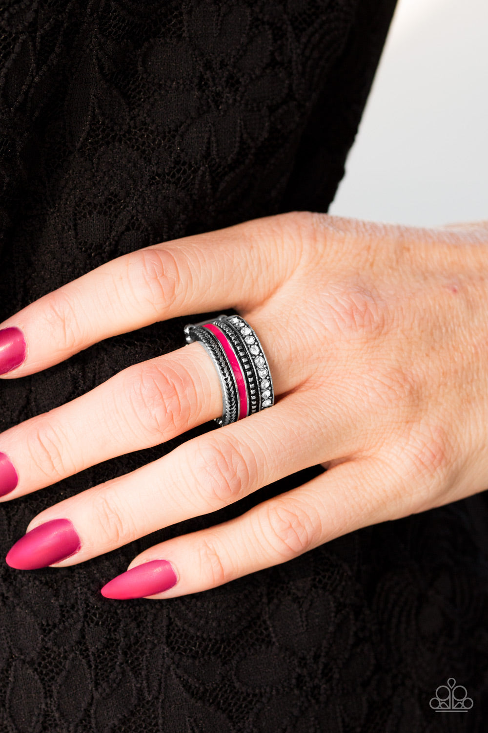 One Wildlife to Live - pink - Paparazzi ring