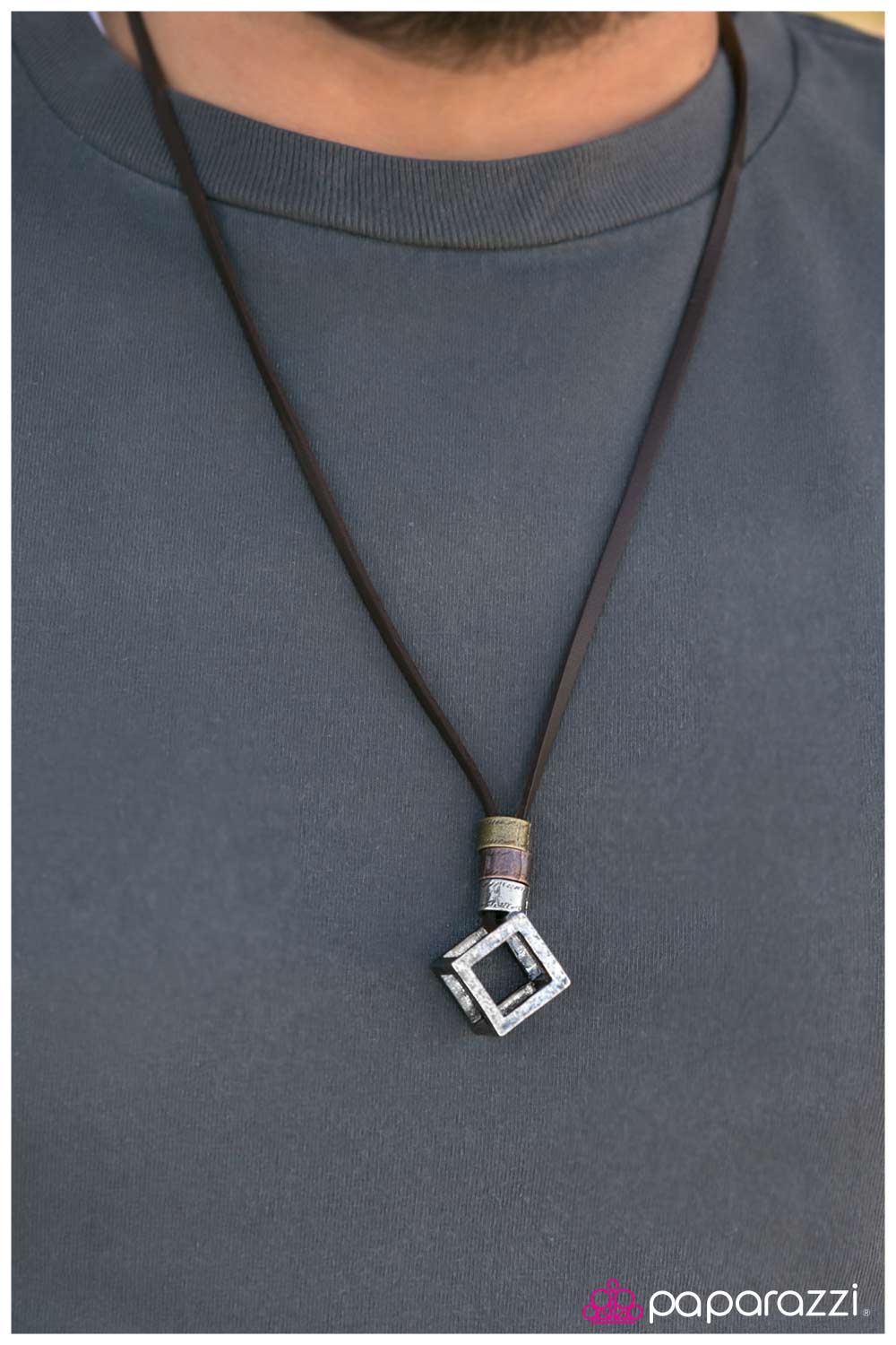 Out Of The Box - Paparazzi necklace