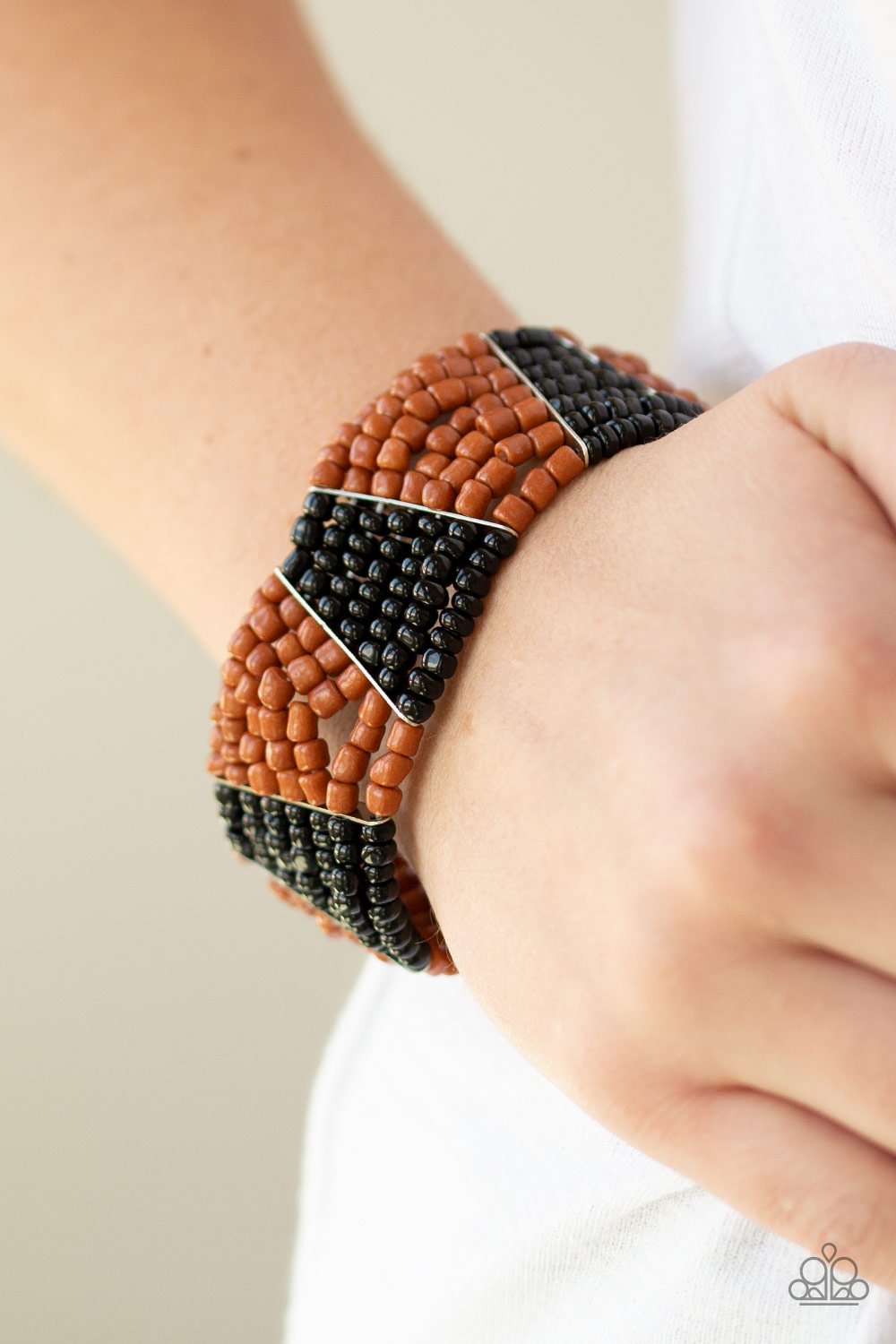 Outback Outing-black-Paparazzi bracelet