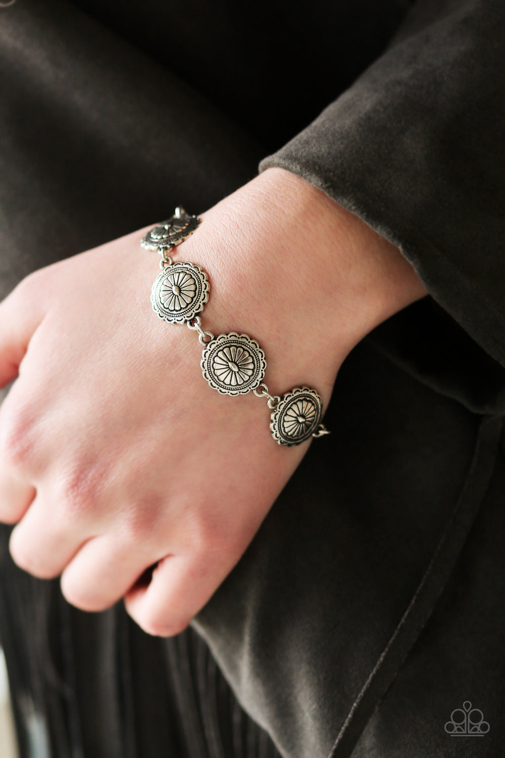 Prairie posh - silver - Paparazzi bracelet