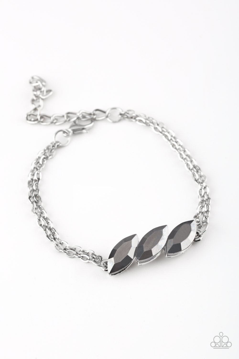 Pretty Priceless - silver - Paparazzi bracelet