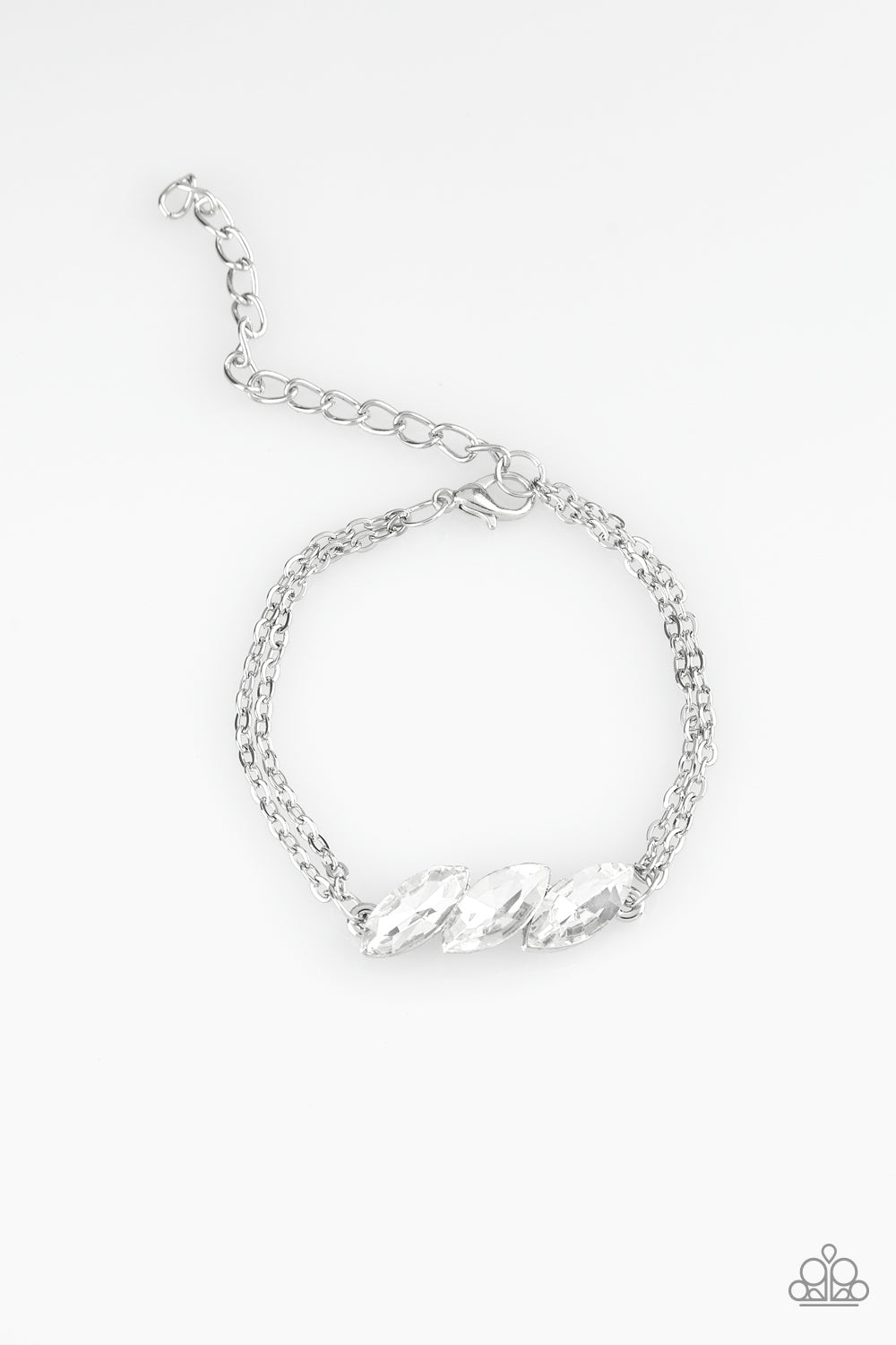 Pretty Priceless - white - Paparazzi bracelet