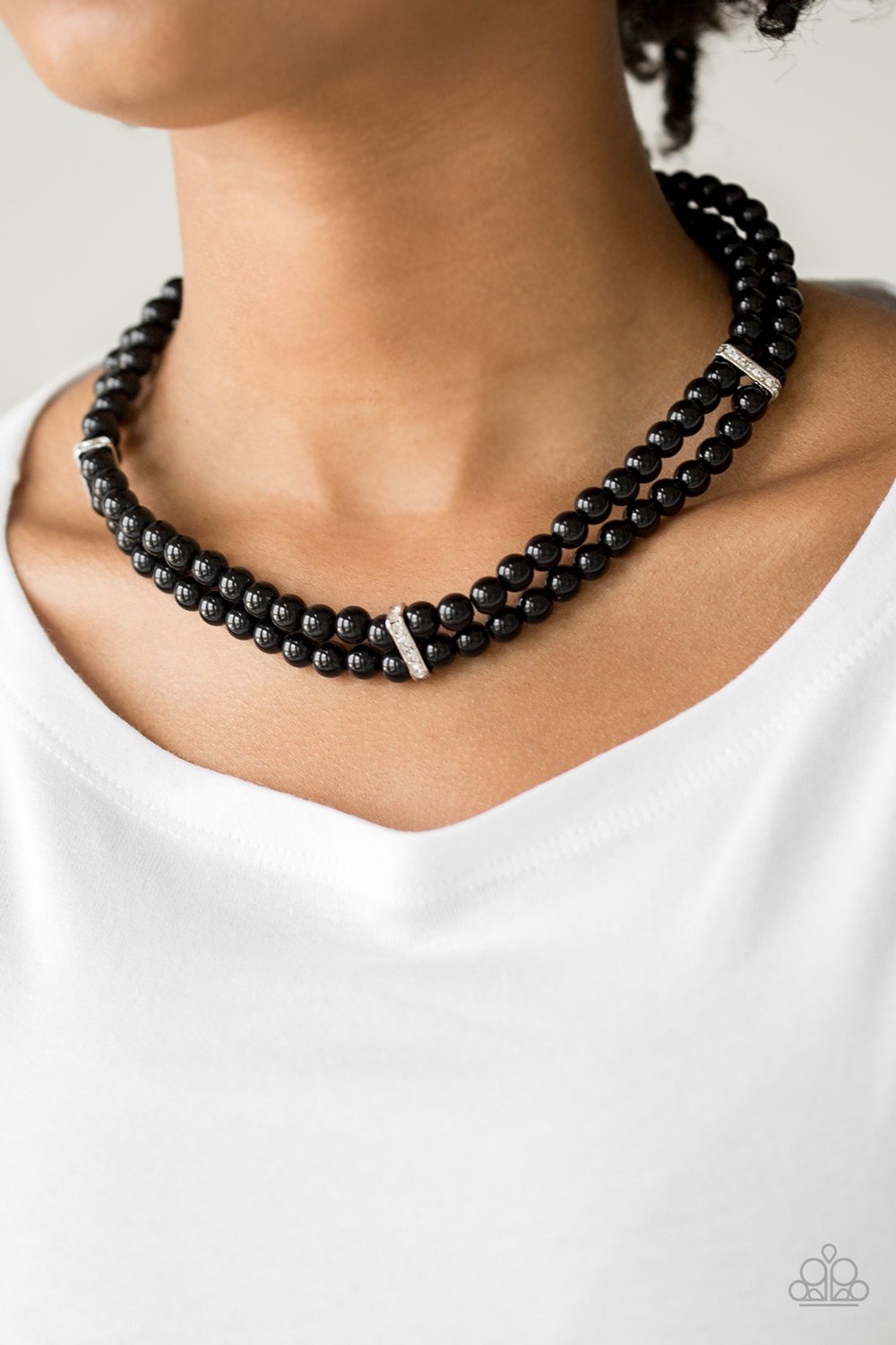 Put On Your Party Dress - black - Paparazzi necklace