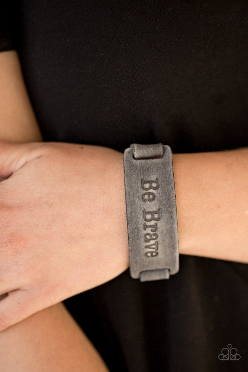 Put on a Brave Face - silver - Paparazzi bracelet