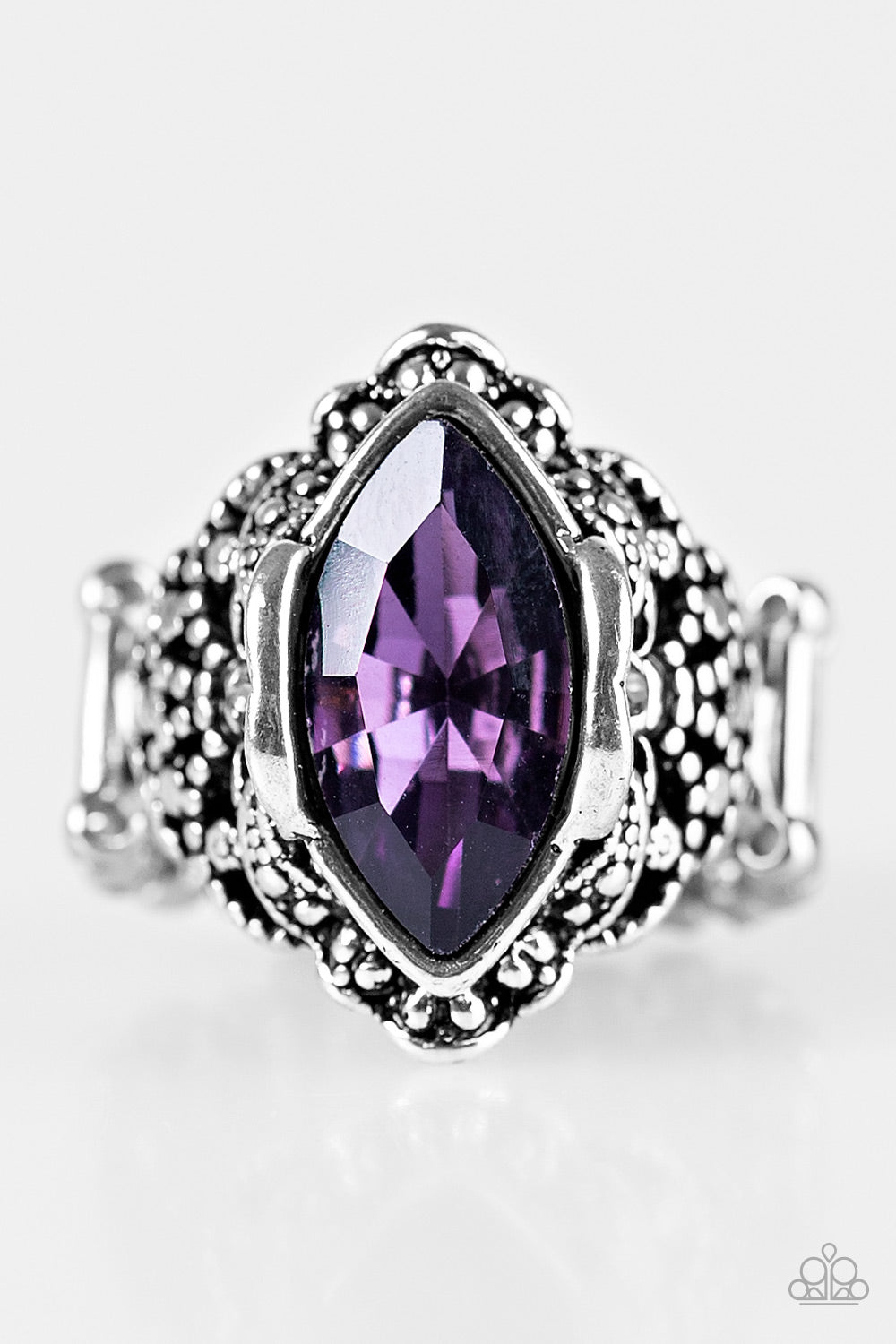Queenly Gardens - Purple - Paparazzi ring