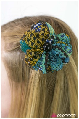 Rags to Riches - Paparazzi hair clip