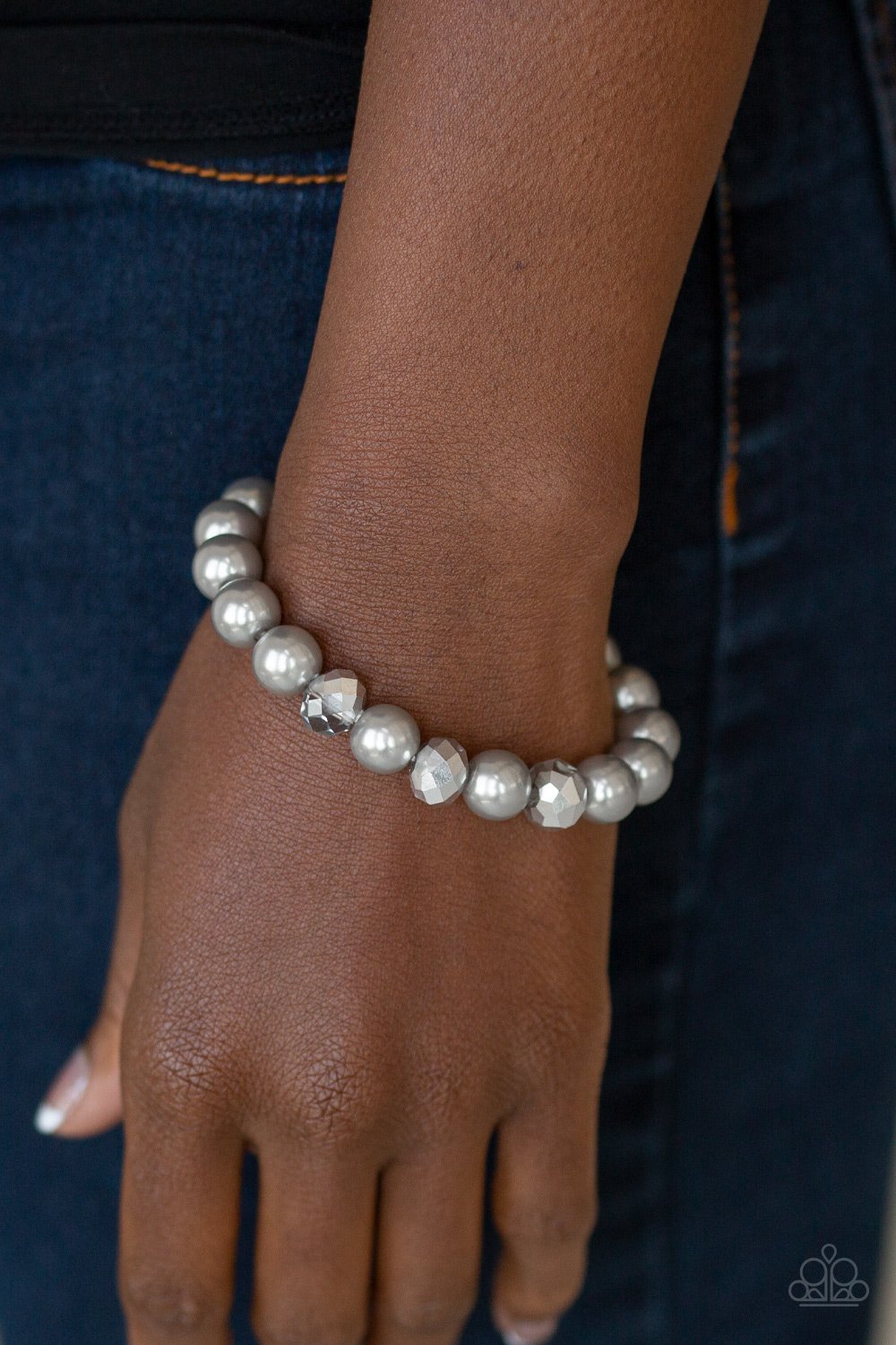 Really Resplendent-silver-Paparazzi bracelet