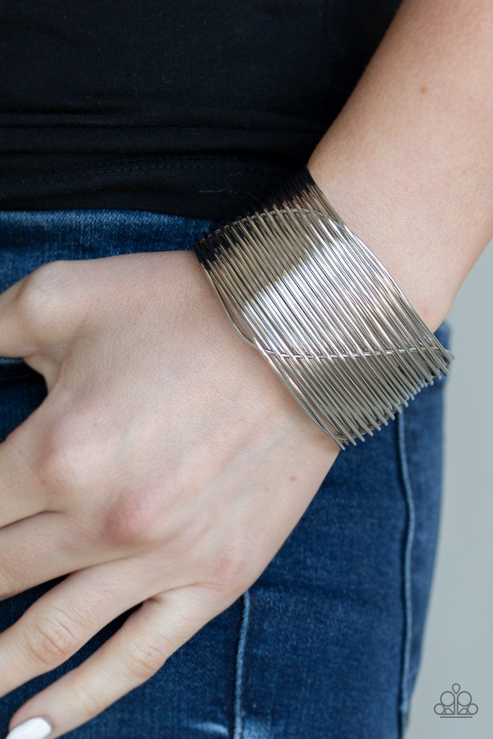 Retro Revamp - silver - Paparazzi bracelet