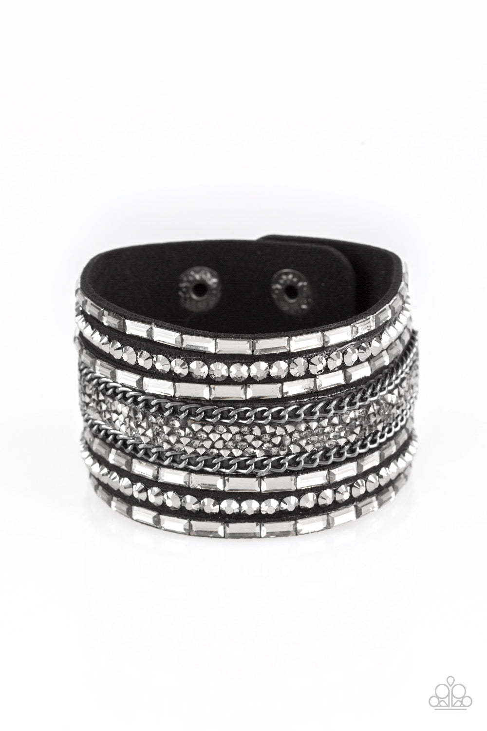 Rhinestone Rumble - black - Paparazzi bracelet