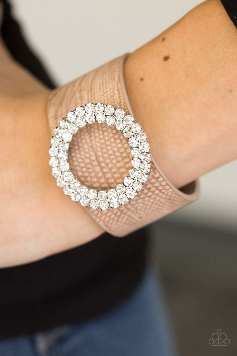 Ring in the Bling - brown - Paparazzi bracelet