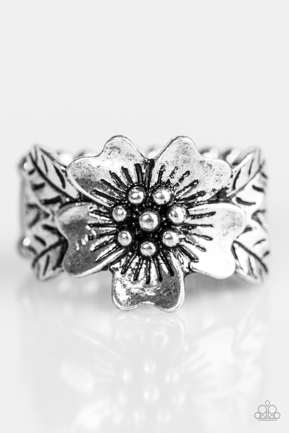 Rio Retreat - Silver - Paparazzi ring