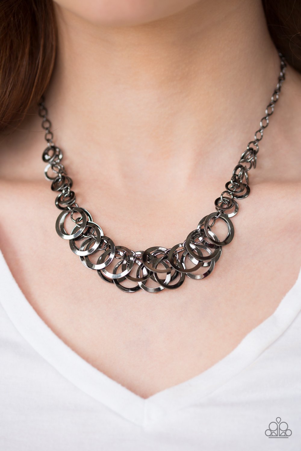 Royal Circus - black - Paparazzi necklace