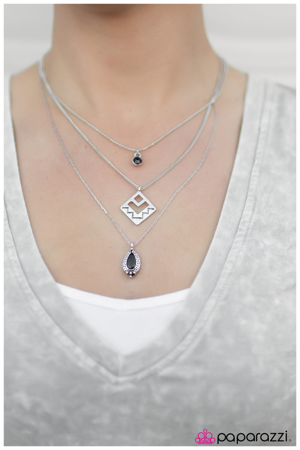 Run For The Hills - Black - Paparazzi necklace