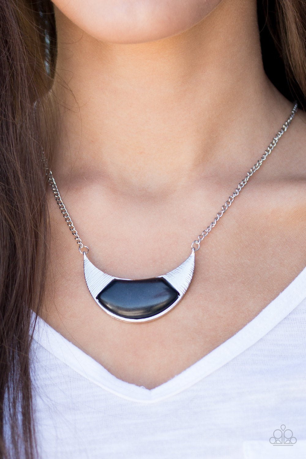 Run with the Pack - black - Paparazzi necklace