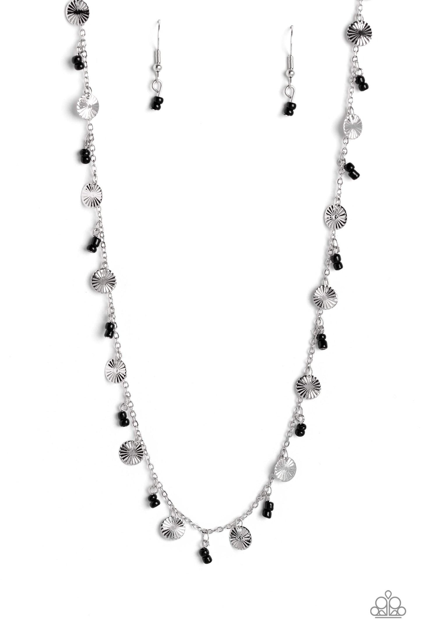 Sand Dollar Sass - black - Paparazzi necklace