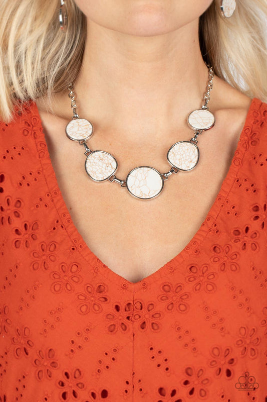 Santa Fe Flats - white - Paparazzi necklace