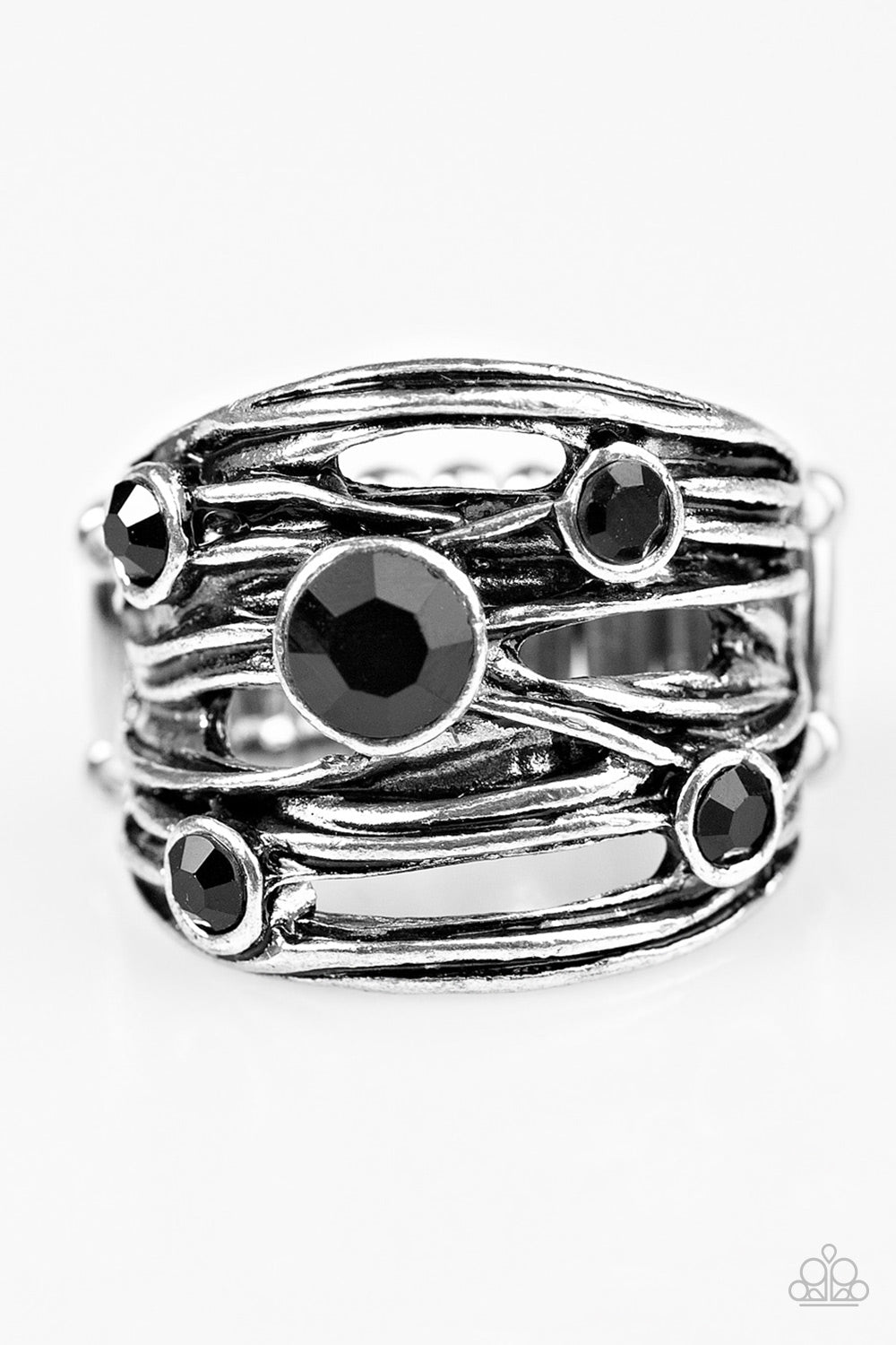 Sparkle Struck - black - Paparazzi ring
