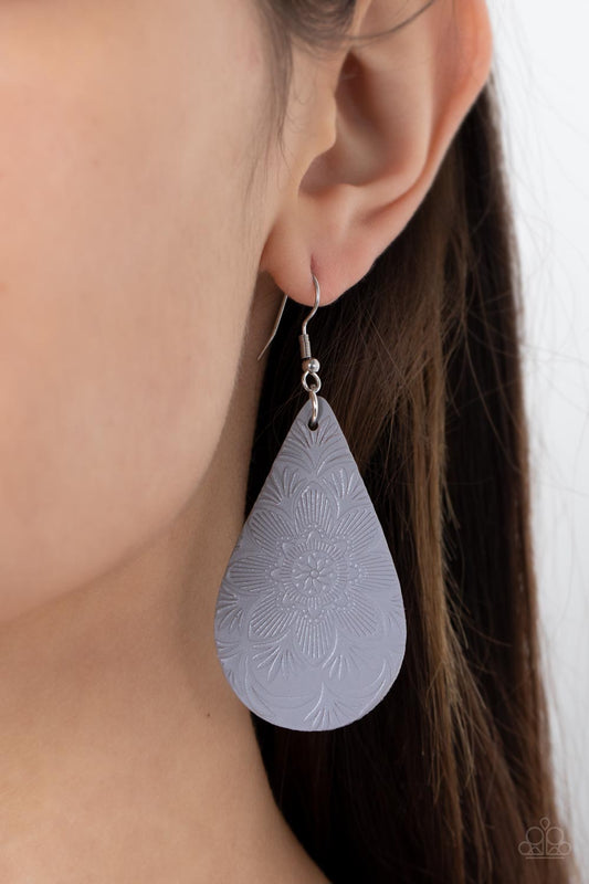 Subtropical Seasons - silver - Paparazzi earrings