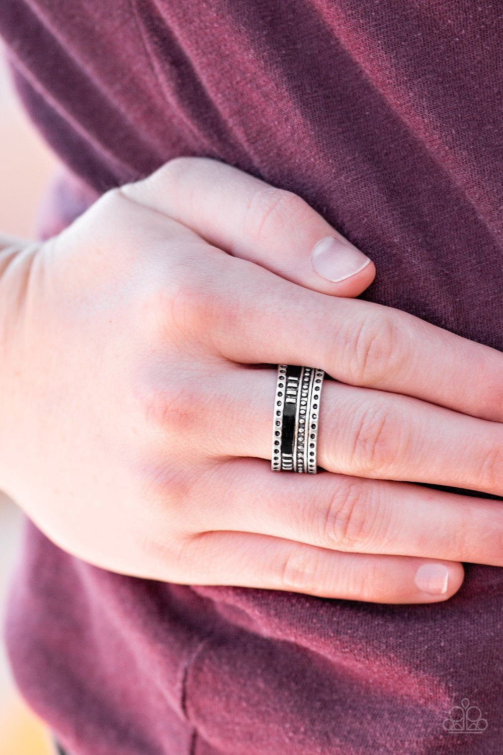 Super Summer - black - Paparazzi ring