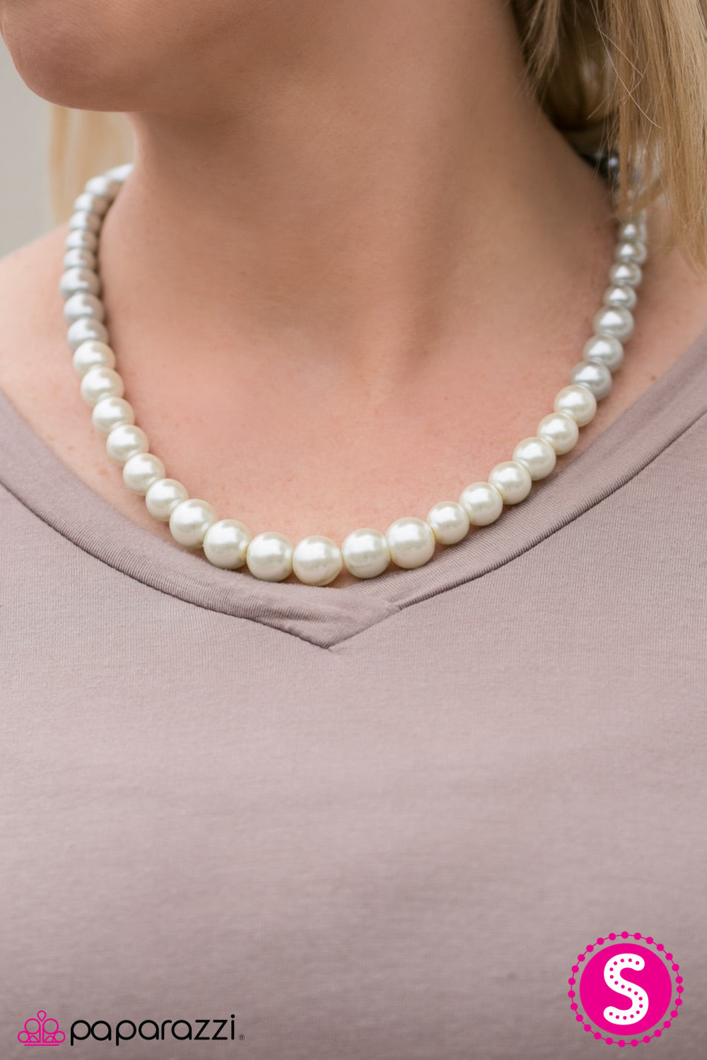 Take Me To Paris - Silver - Paparazzi necklace