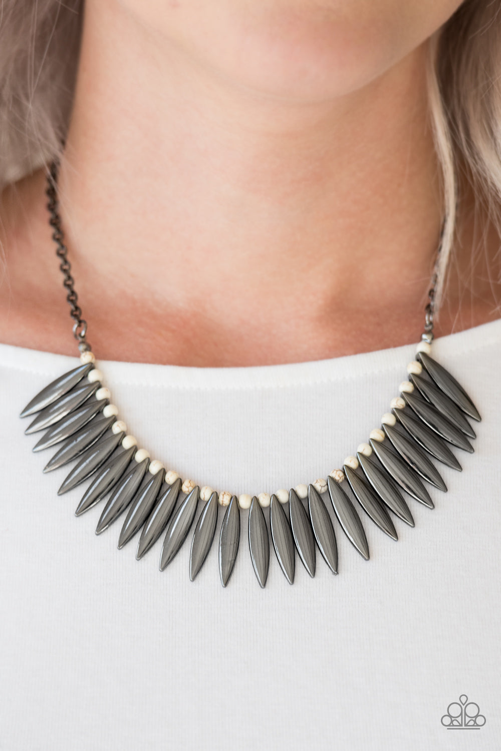 Tameless Tigress - white - Paparazzi necklace