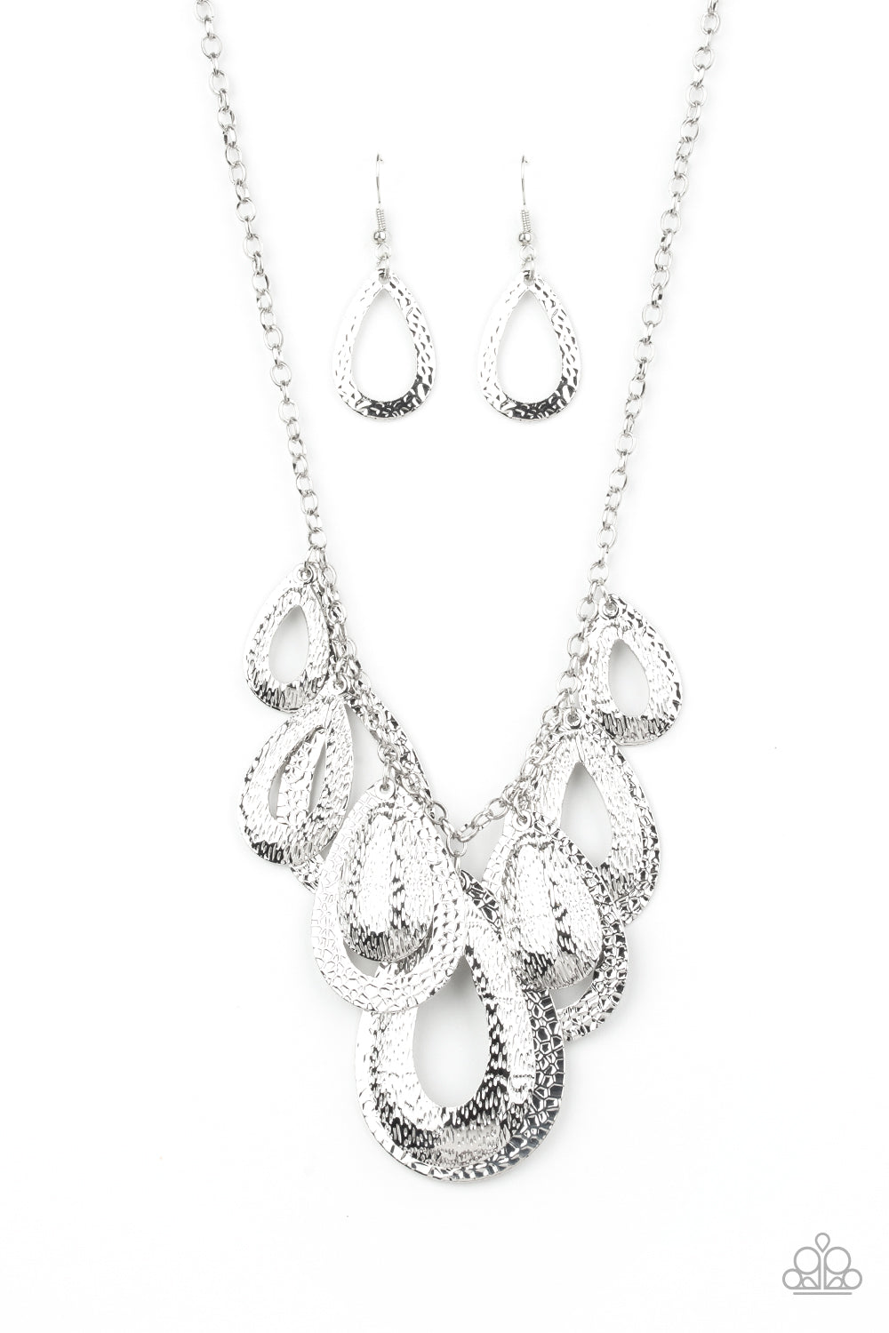 Teardrop Tempest - silver - Paparazzi necklace