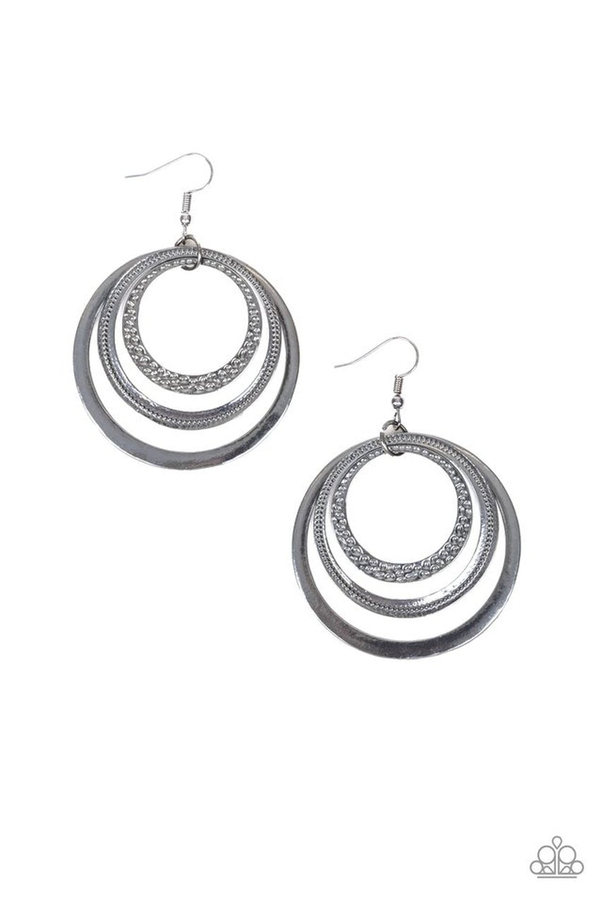 Tempting Texture - black - Paparazzi earrings