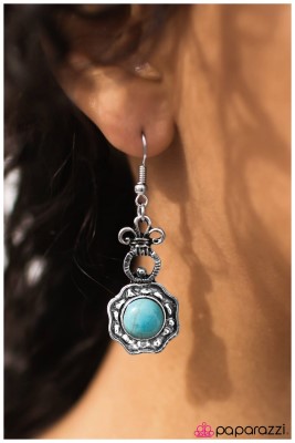 The Animal Kingdom - Blue - Paparazzi earrings