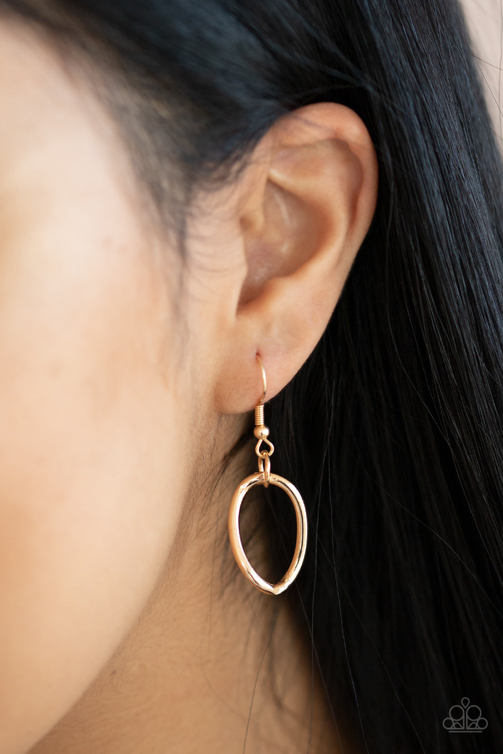 The Challenger - gold - Paparazzi necklace